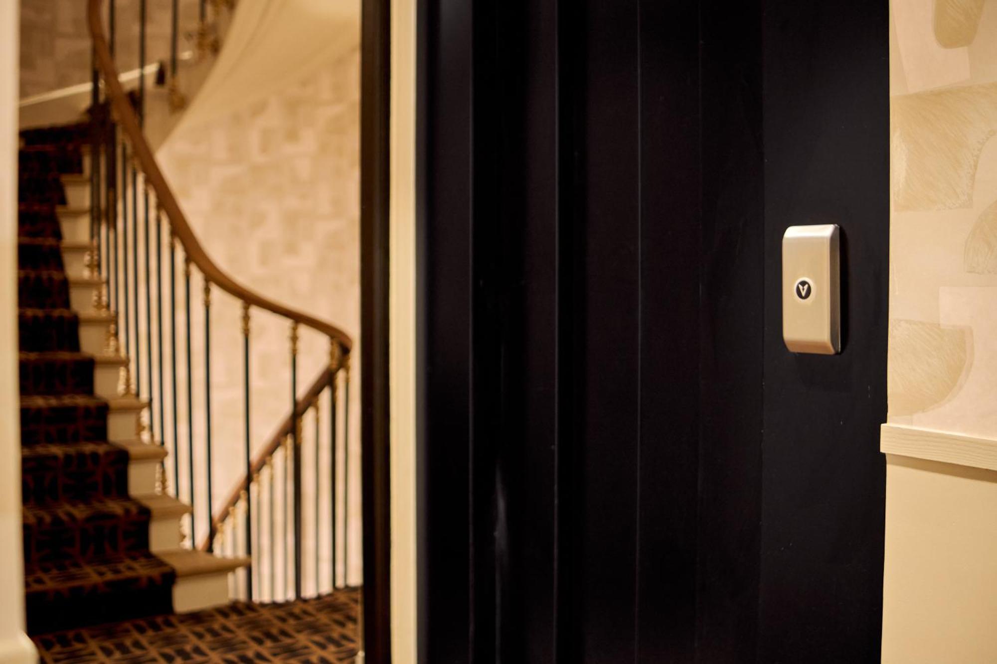 Hotel Royal Elysées Paris